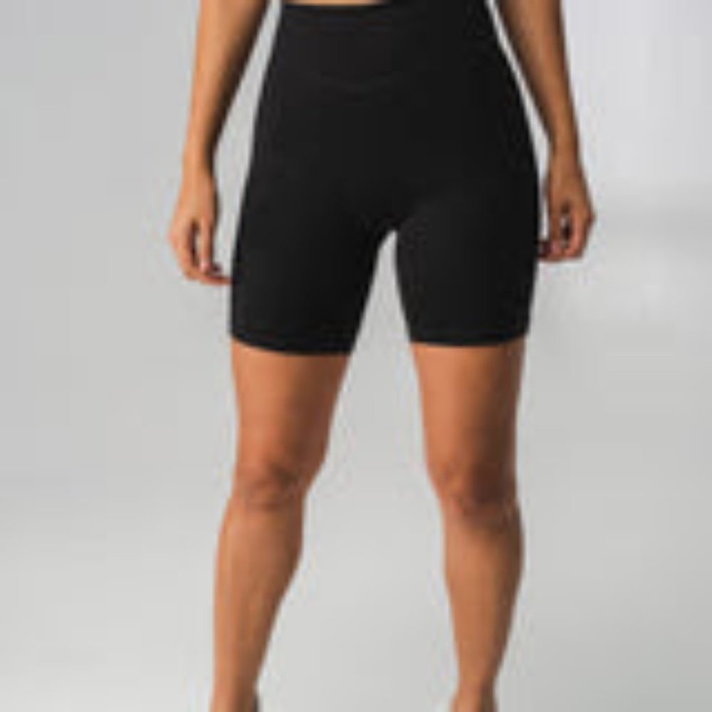 NWOT The Cloud Rider Short - Midnight - Black Logo